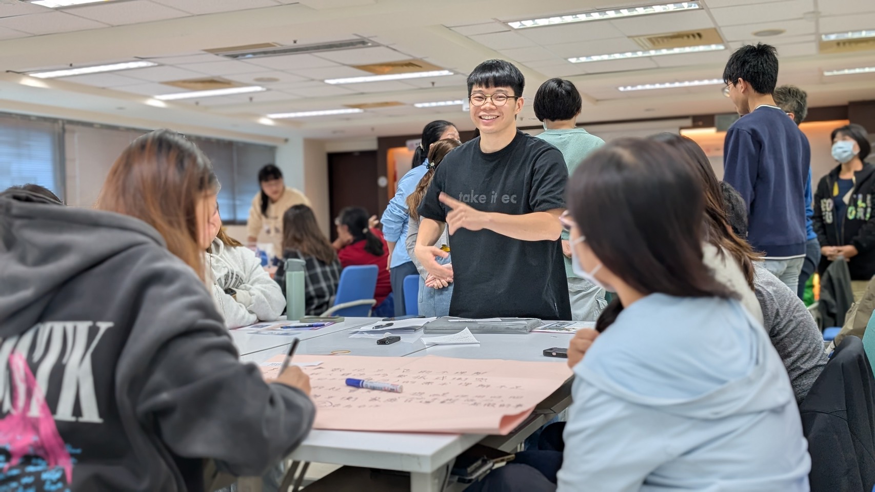 桃園市衛生局辦工作坊 探討青少年網路成癮與防治策略 S 157163588