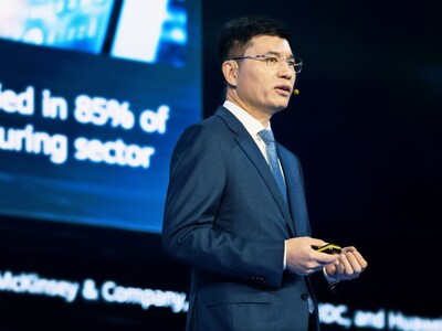 Leo Chen, Huawei's Senior Vice President and President of Enterprise Sales, delivers a keynote at the event Leo Chen, Huawei's Senior Vice President and President of Enterprise Sales, delivers a keynote at the event
