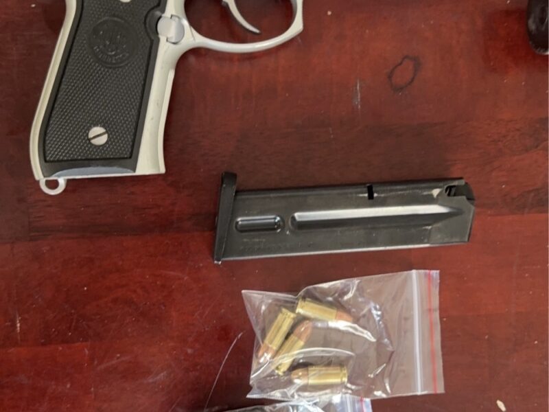 圖文:中警三合一掃蕩詐黑槍 逮7百人扣2億防詐團脫產 扣5千萬豪宅加4筆土地獲准 。