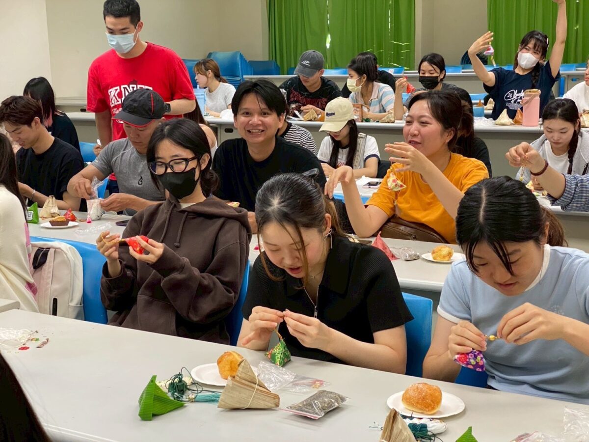 端午節叫殺蟲節?移民署桃園站帶新住民做越南甜湯圓過節 S 42483772